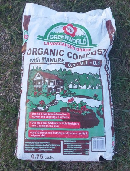 Landscaper's Grade Organic Compost with Manure?